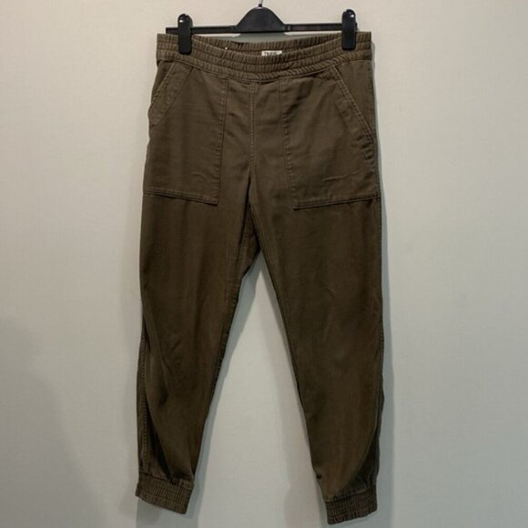 Aritzia TNA Green Relax fit Pant Size Small - Picture 12 of 13